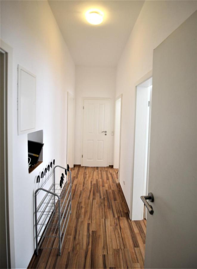 ➤Private Room - Heart Of Downtown With Terrace Wurzburg Bagian luar foto
