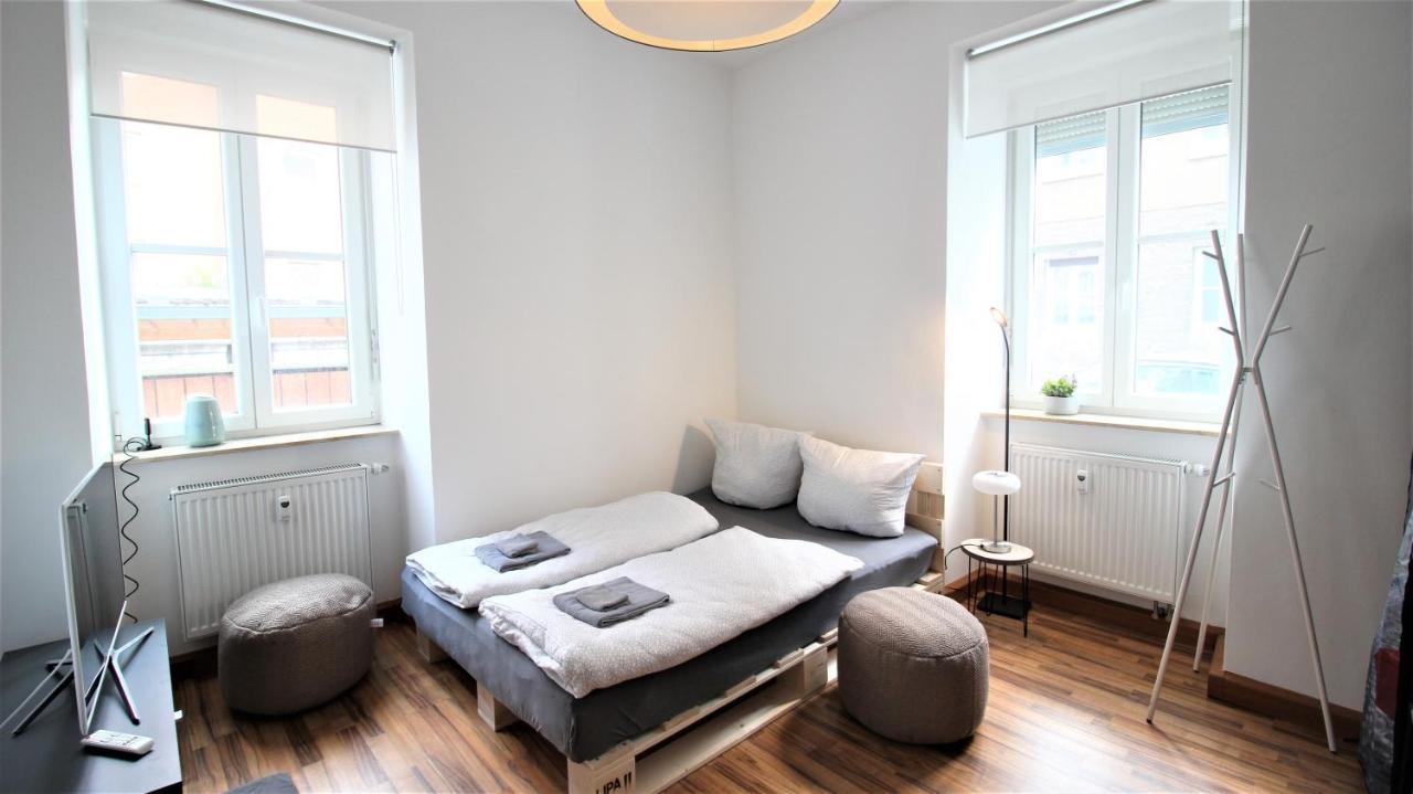 ➤Private Room - Heart Of Downtown With Terrace Wurzburg Bagian luar foto